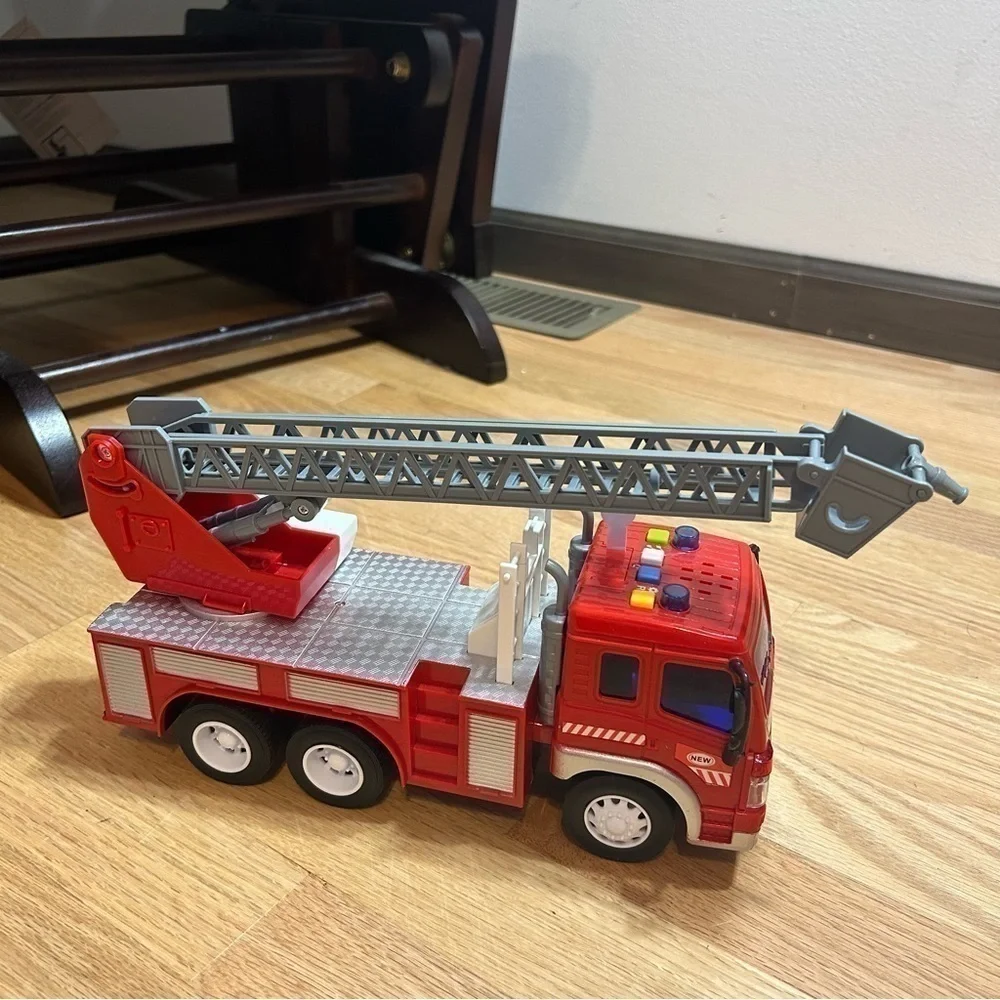 Fire Truck Toy Makes Noise Sirens Movable Ladder Extending Red Kids